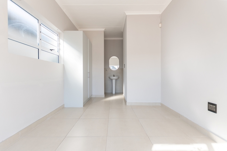 4 Bedroom Property for Sale in Country Club Western Cape